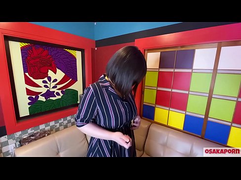 ❤️ Japanesch Cutie mat groussen Titten masturbéiert mat Sexspillsaachen an huet en Orgasmus. Si schwätzt an engem Interview iwwer hir fucking Erfahrung. Riesen Titten an haare Muschi krauchen haart. Osakaporn Fucking Video op lb.vegasservice.ru