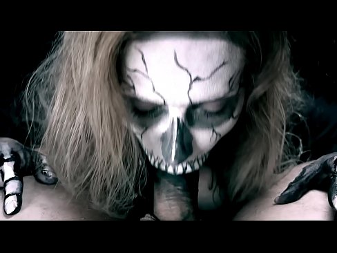 ❤️ Demone Meedchen saugt Hunn mat hirem schwaarze Mond a schléckt kum. Fucking Video op lb.vegasservice.ru